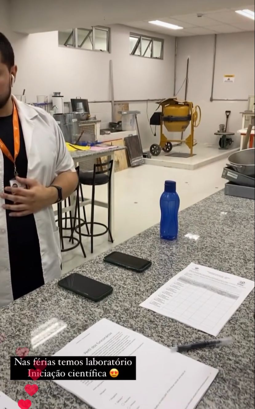 Amanda Luiza de Souza Pires